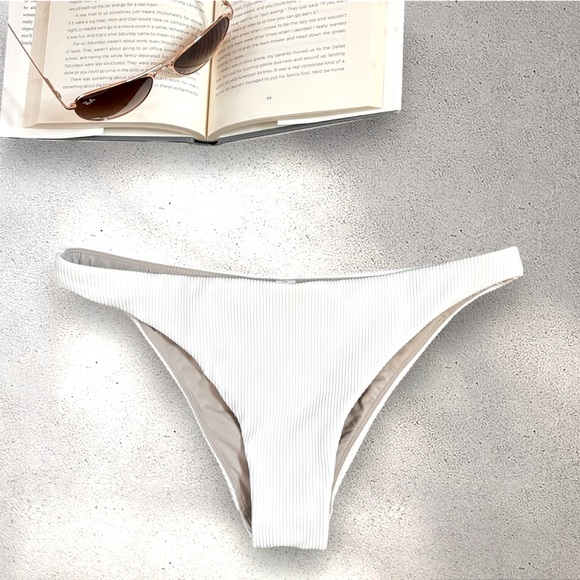 lululemon athletica Other - Lululemon 🍋  New Swim Bikini Bottom White Ribbed 8 (M) Swimsuit